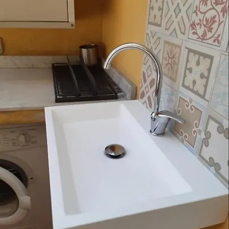 Affittacamere Da Sandrina Pensjonat Alassio